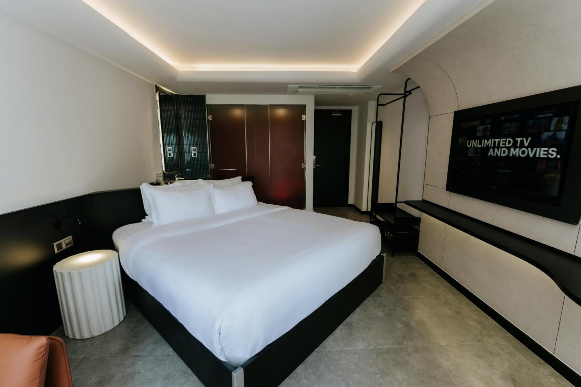 The Concept Hotel- City Center Хошимин Экстерьер фото